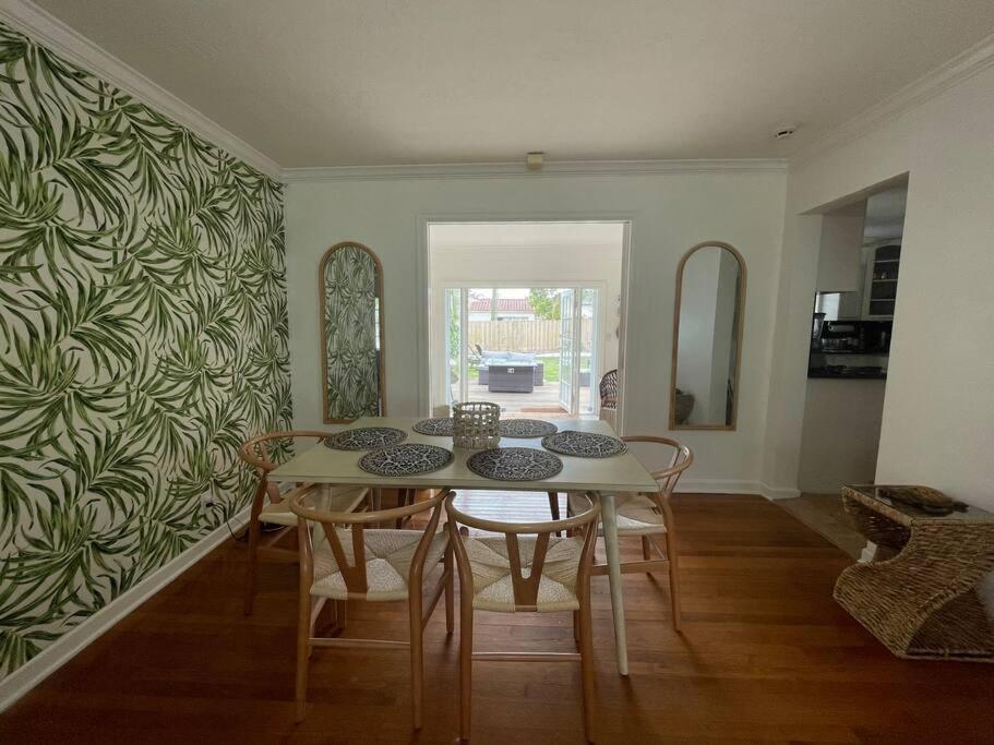 Hot Tub, Tiki Bar, Outdoor Shower, Near Intercoastal Waterway! West Palm Beach Zewnętrze zdjęcie