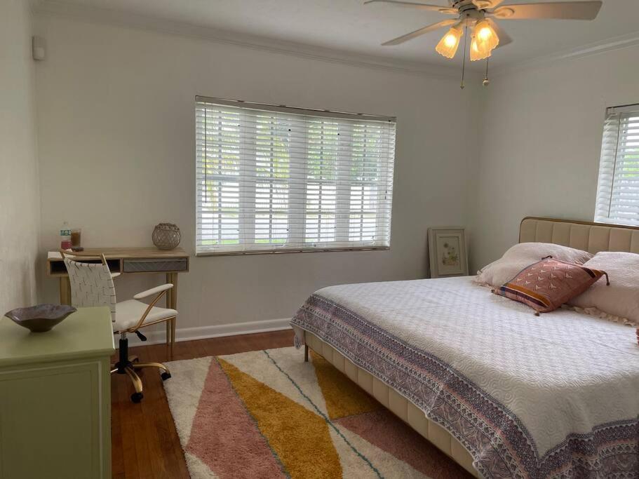 Hot Tub, Tiki Bar, Outdoor Shower, Near Intercoastal Waterway! West Palm Beach Zewnętrze zdjęcie