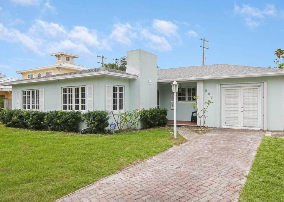 Hot Tub, Tiki Bar, Outdoor Shower, Near Intercoastal Waterway! West Palm Beach Zewnętrze zdjęcie